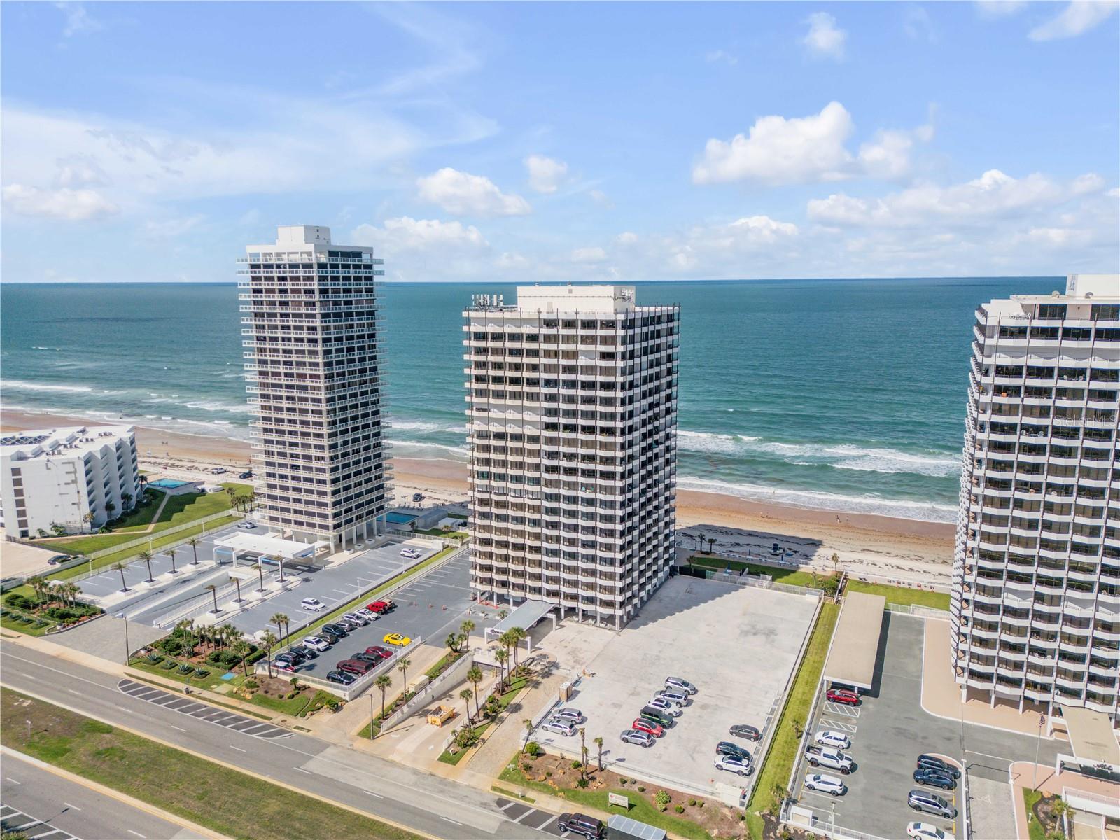 OCEAN RITZ CONDO UNIT 01 - Residential