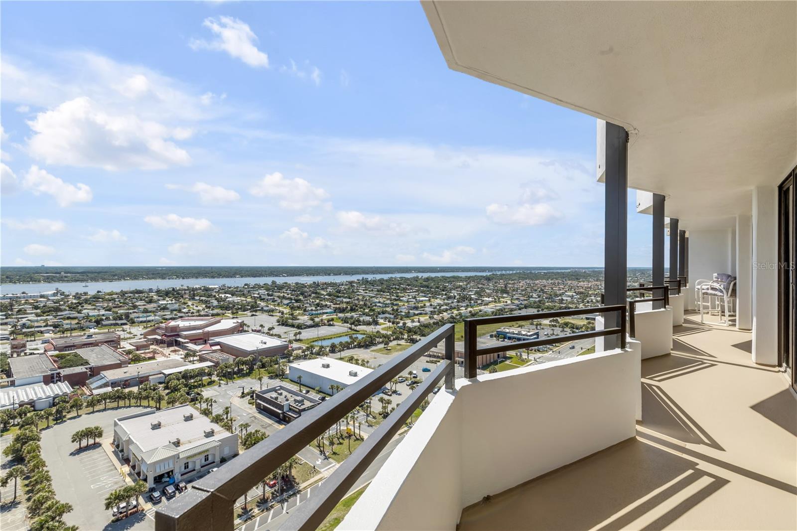 OCEAN RITZ CONDO UNIT 01 - Residential