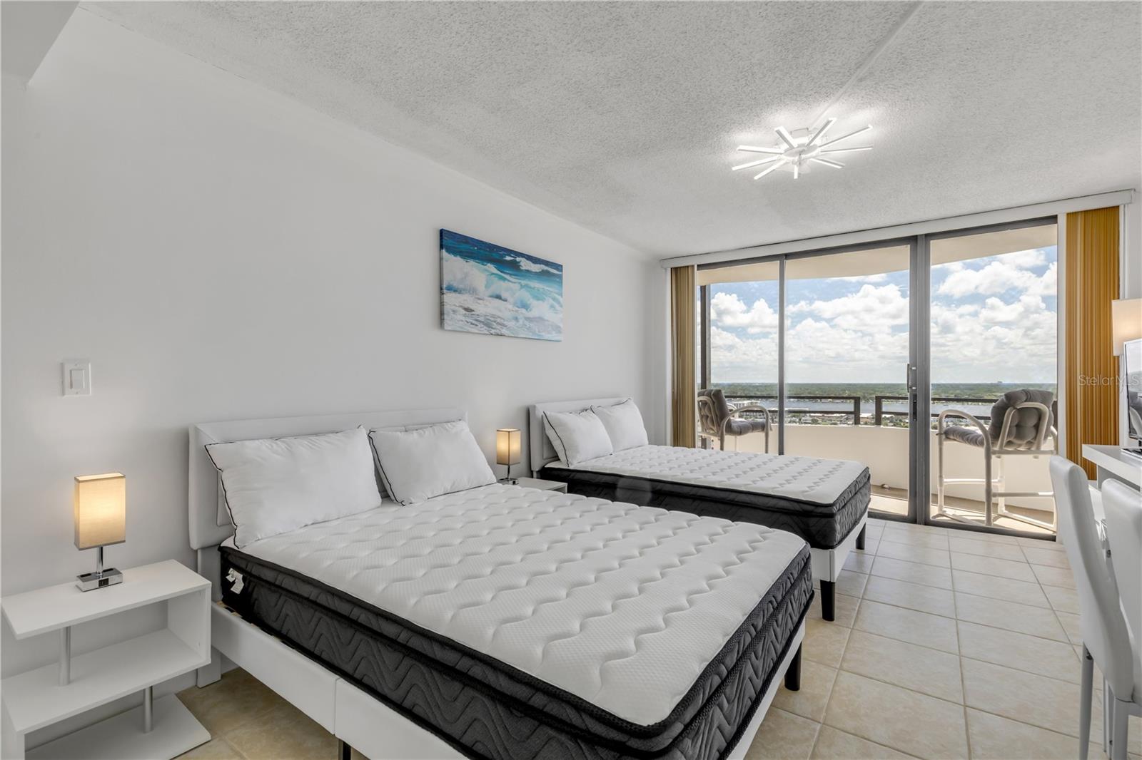OCEAN RITZ CONDO UNIT 01 - Residential