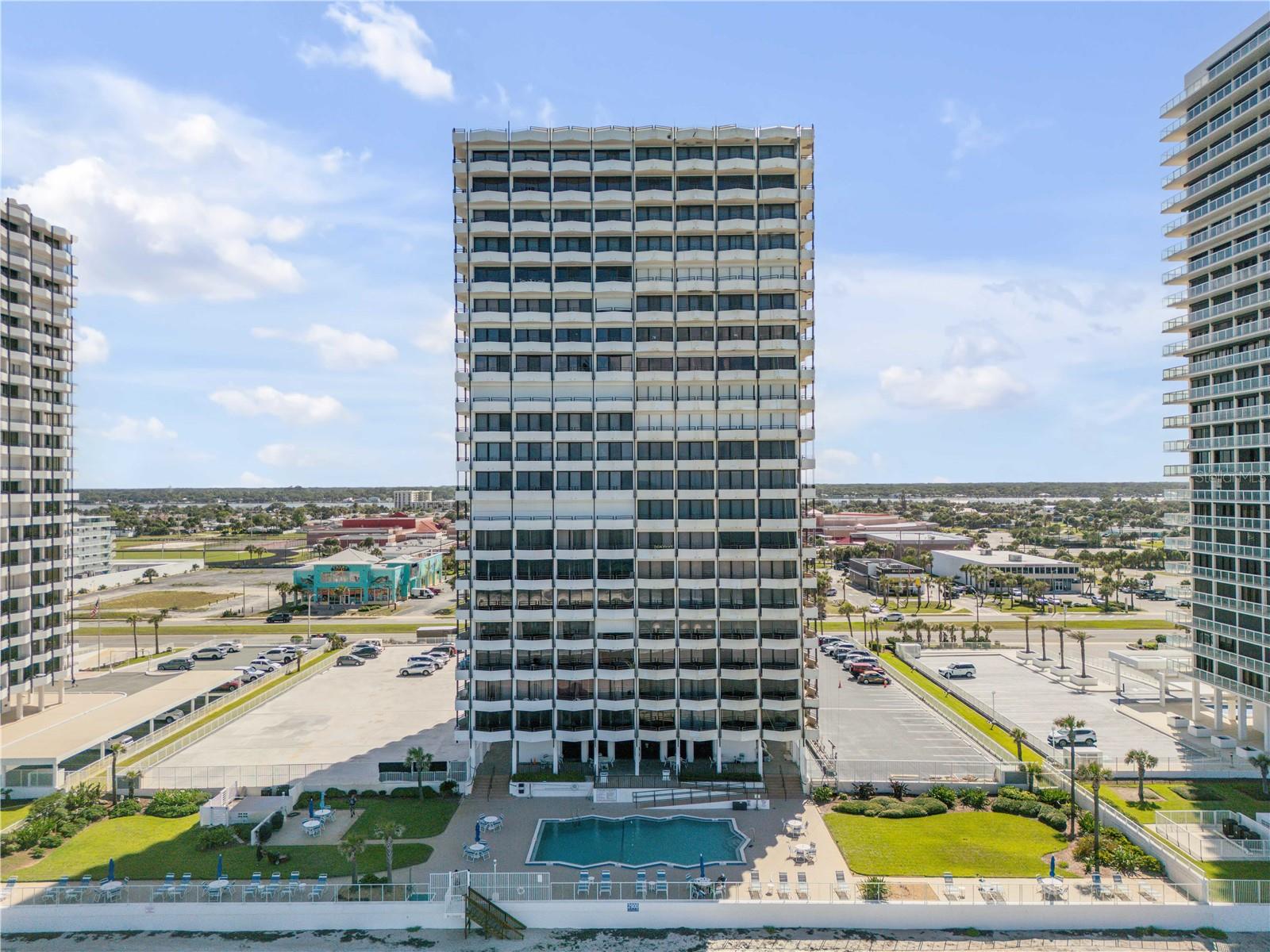 OCEAN RITZ CONDO UNIT 01 - Residential