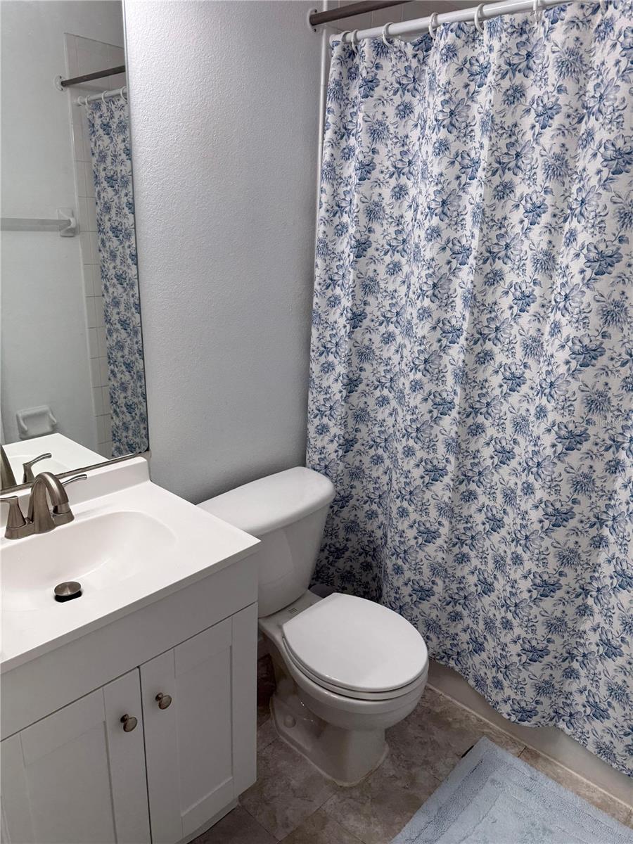 PROVIDENCE TWNHMS PH 3 - Residential Lease