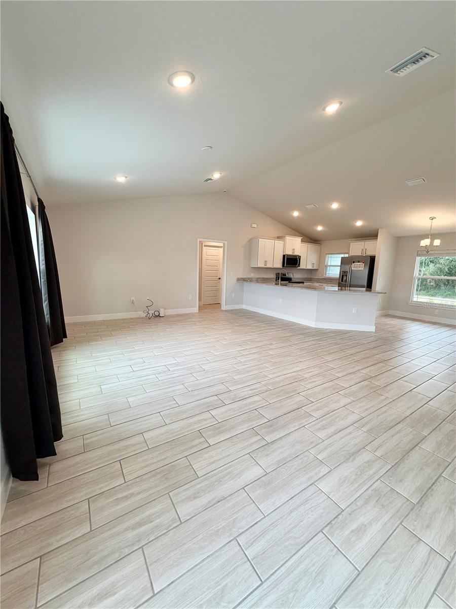 PORT CHARLOTTE SUB 12 - Residential Lease