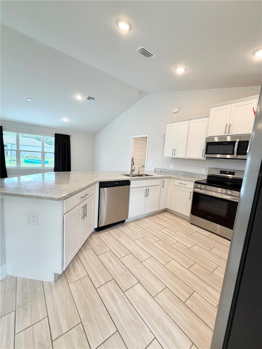 PORT CHARLOTTE SUB 12 - Residential Lease
