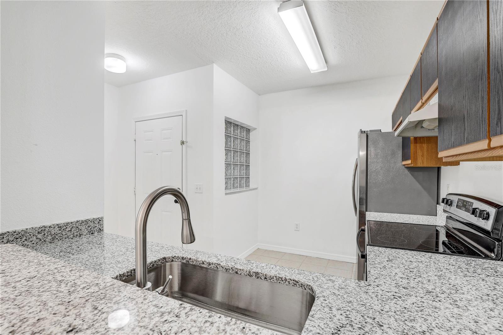 VILLAGES OF BLOOMINGDALE CONDO - Residential