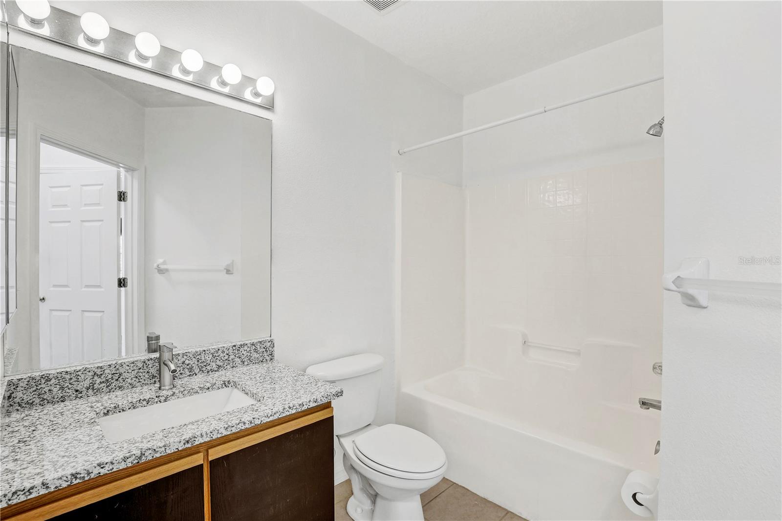 VILLAGES OF BLOOMINGDALE CONDO - Residential