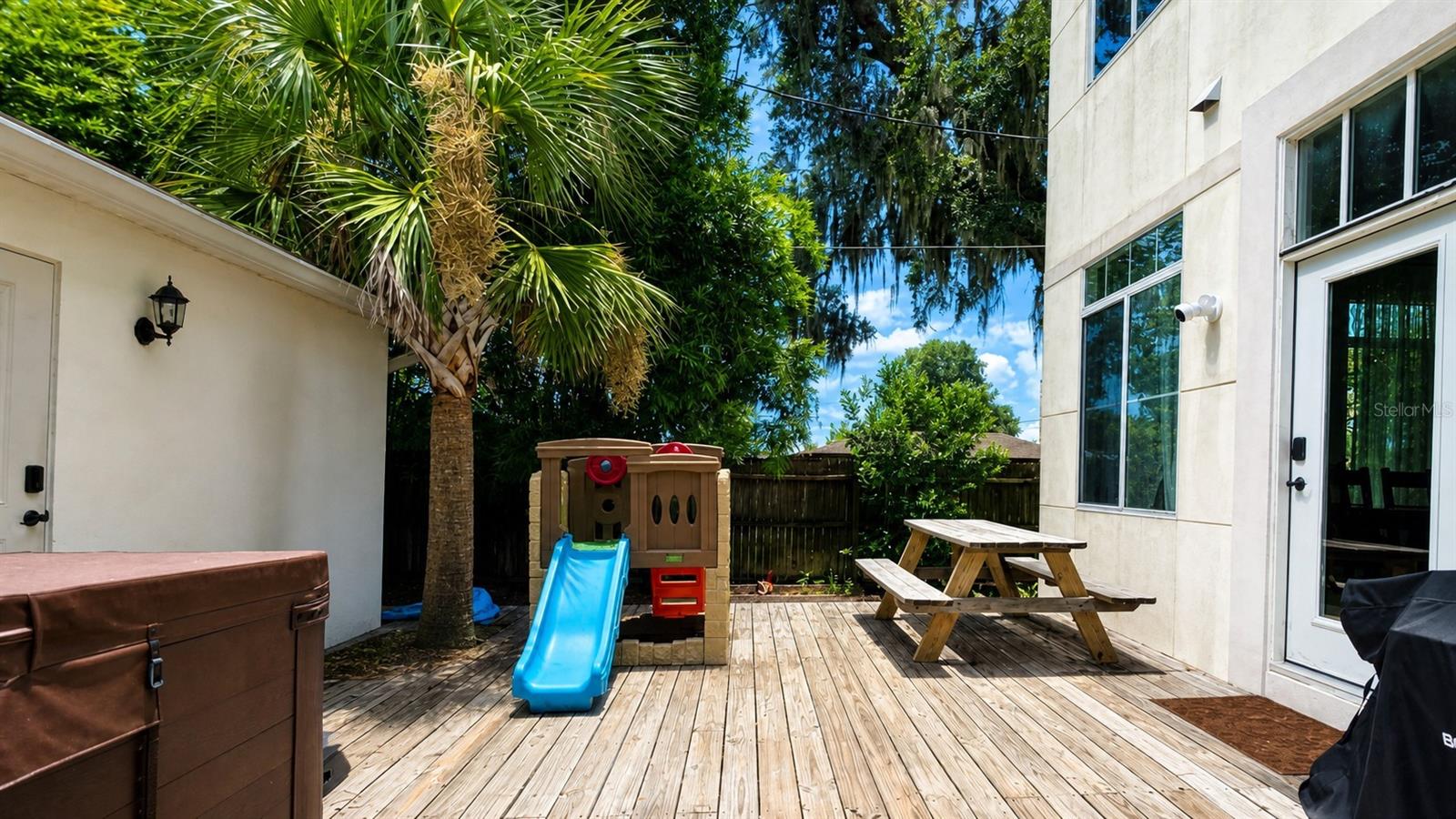 LAKE BALDWIN 5 - Residential