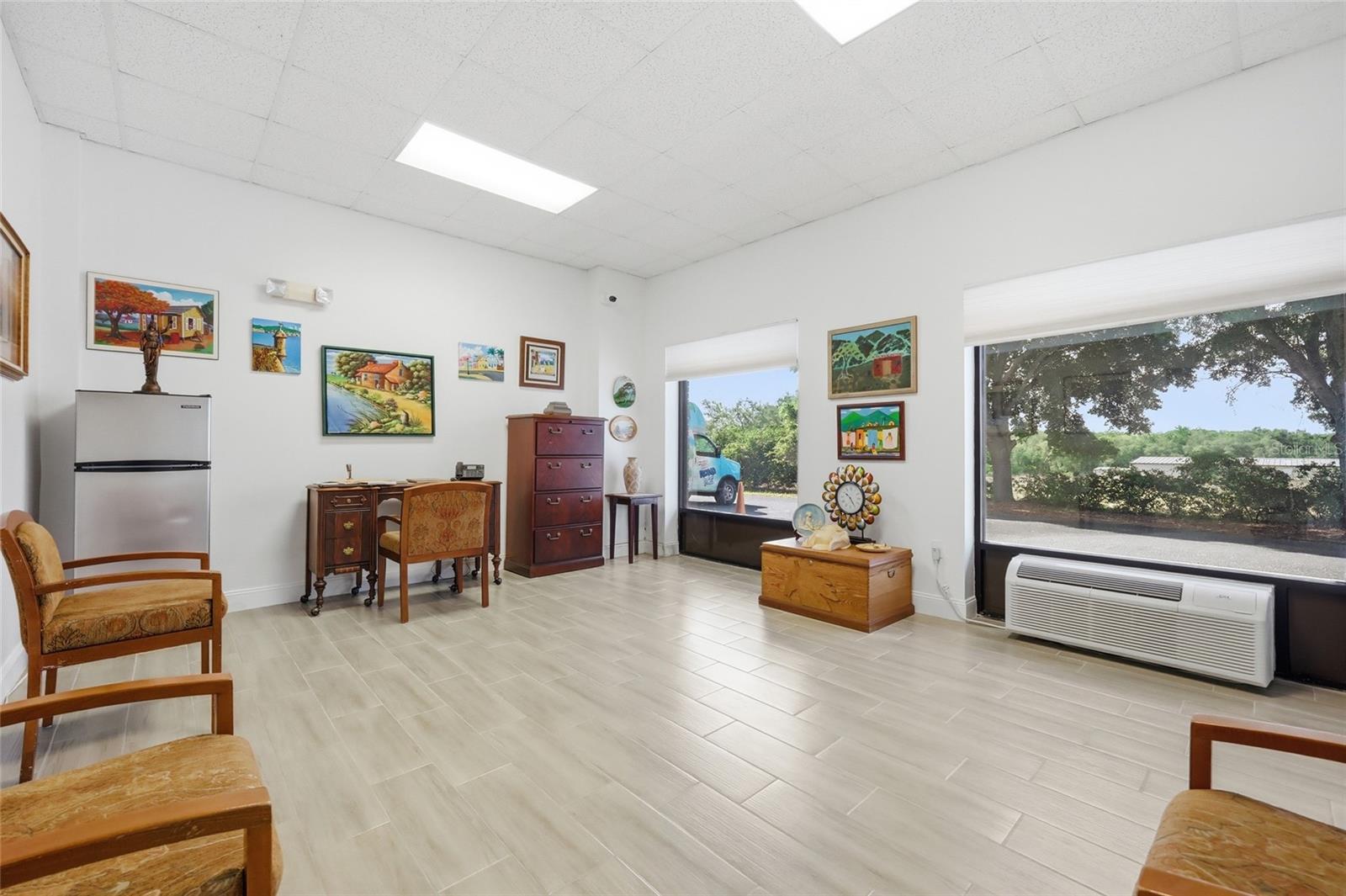 SUNEAGLE COMMERCE PARK CONDO UNIT 100 - Commercial Sale