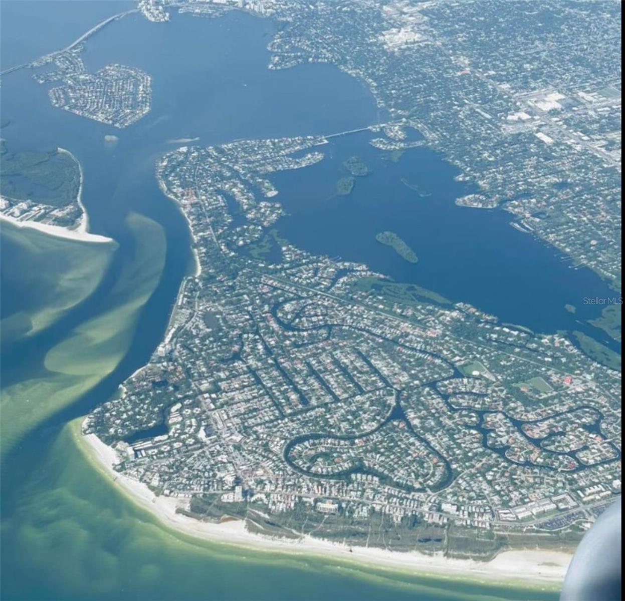 SIESTA ISLES - Residential