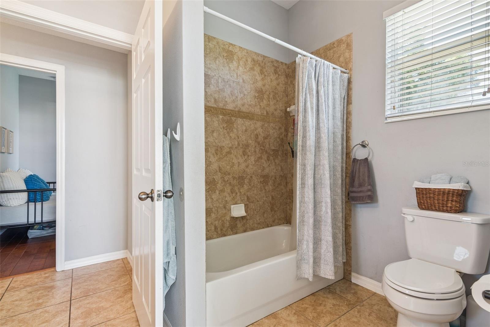 STONEYBROOK HILLS 18 - Residential