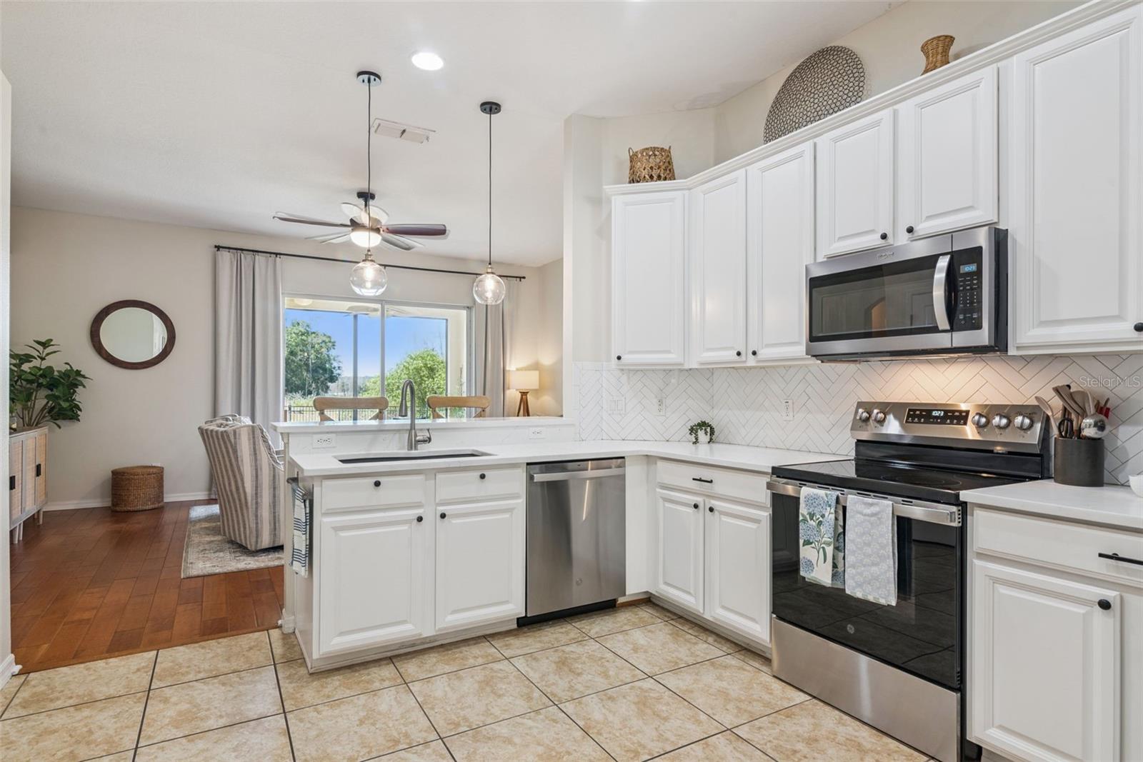 STONEYBROOK HILLS 18 - Residential