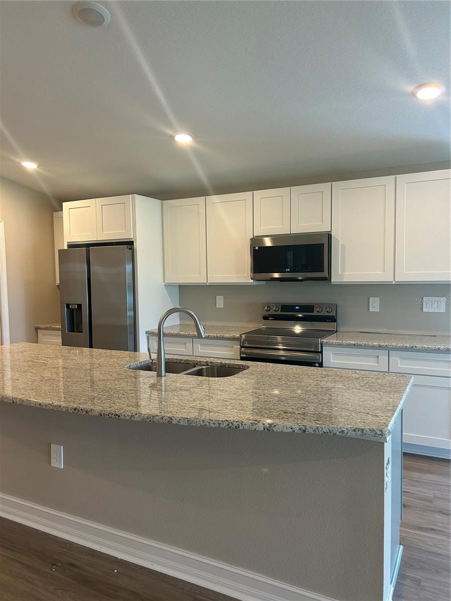 SPANISH HILLS SUB - Residential Lease