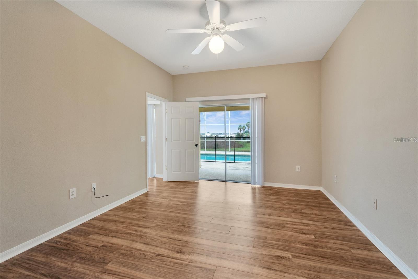 ABBEY AT WEST HAVEN - Residential