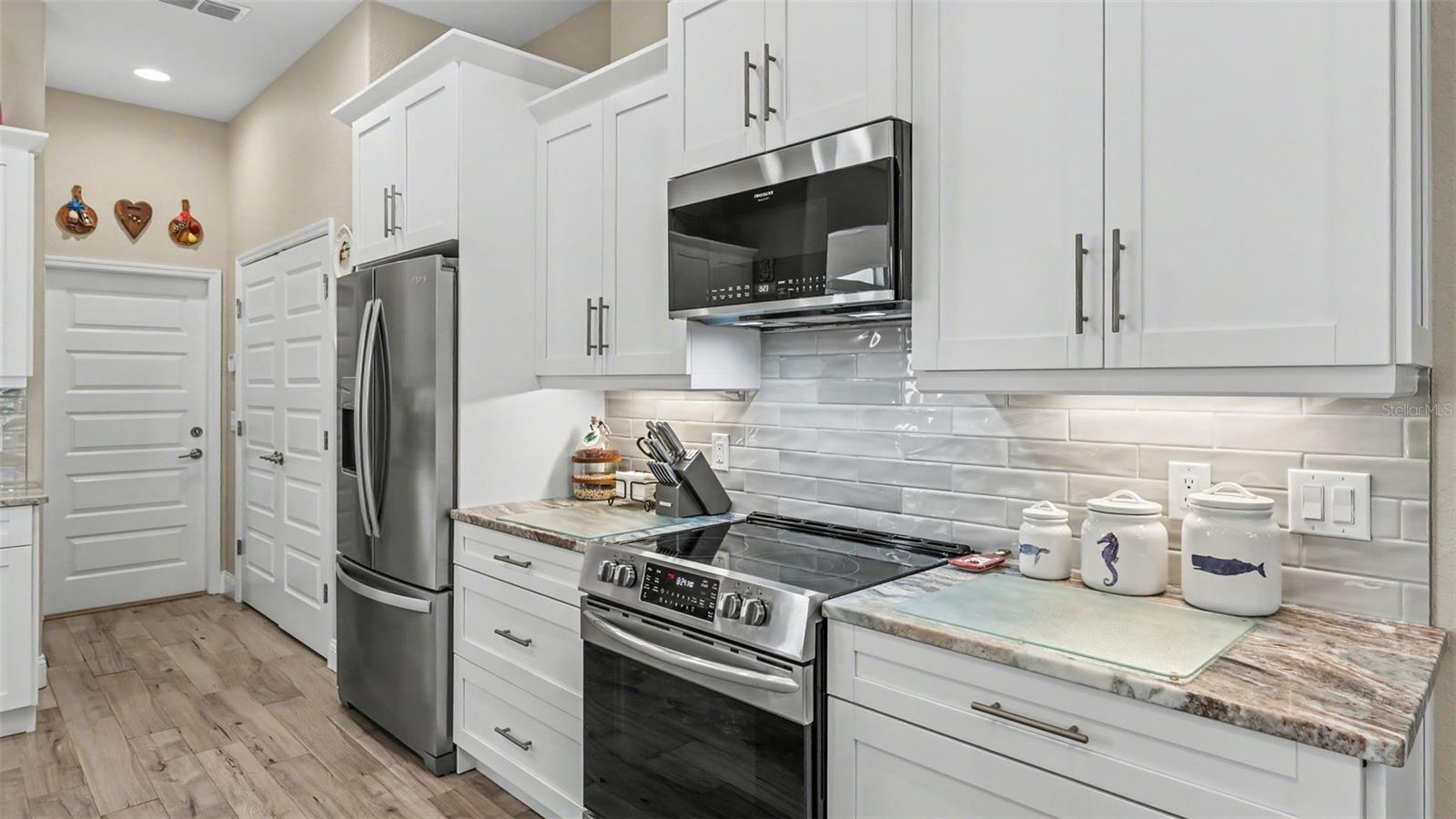 LAKESIDE HERITAGE PH 2 - Residential