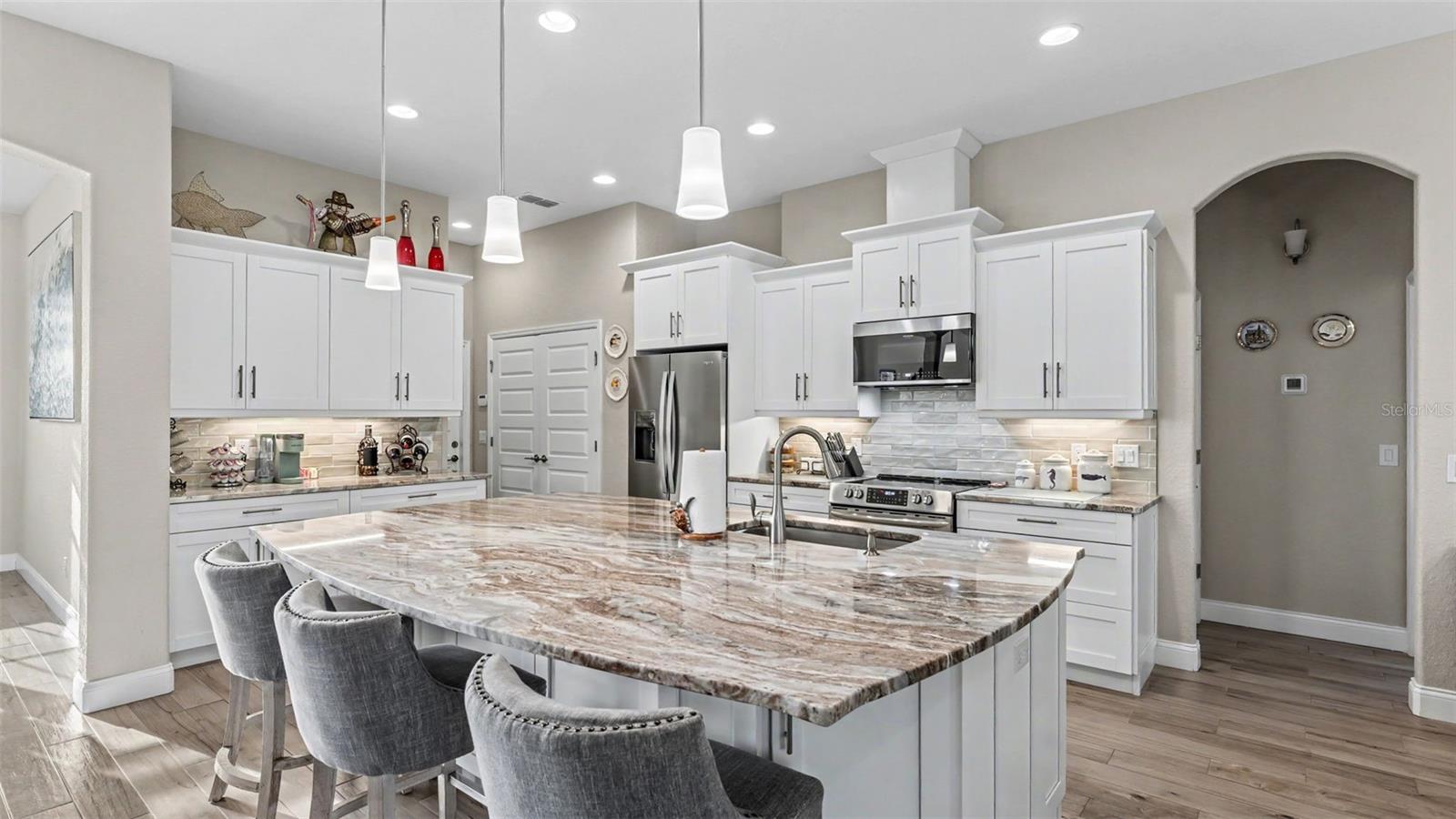 LAKESIDE HERITAGE PH 2 - Residential