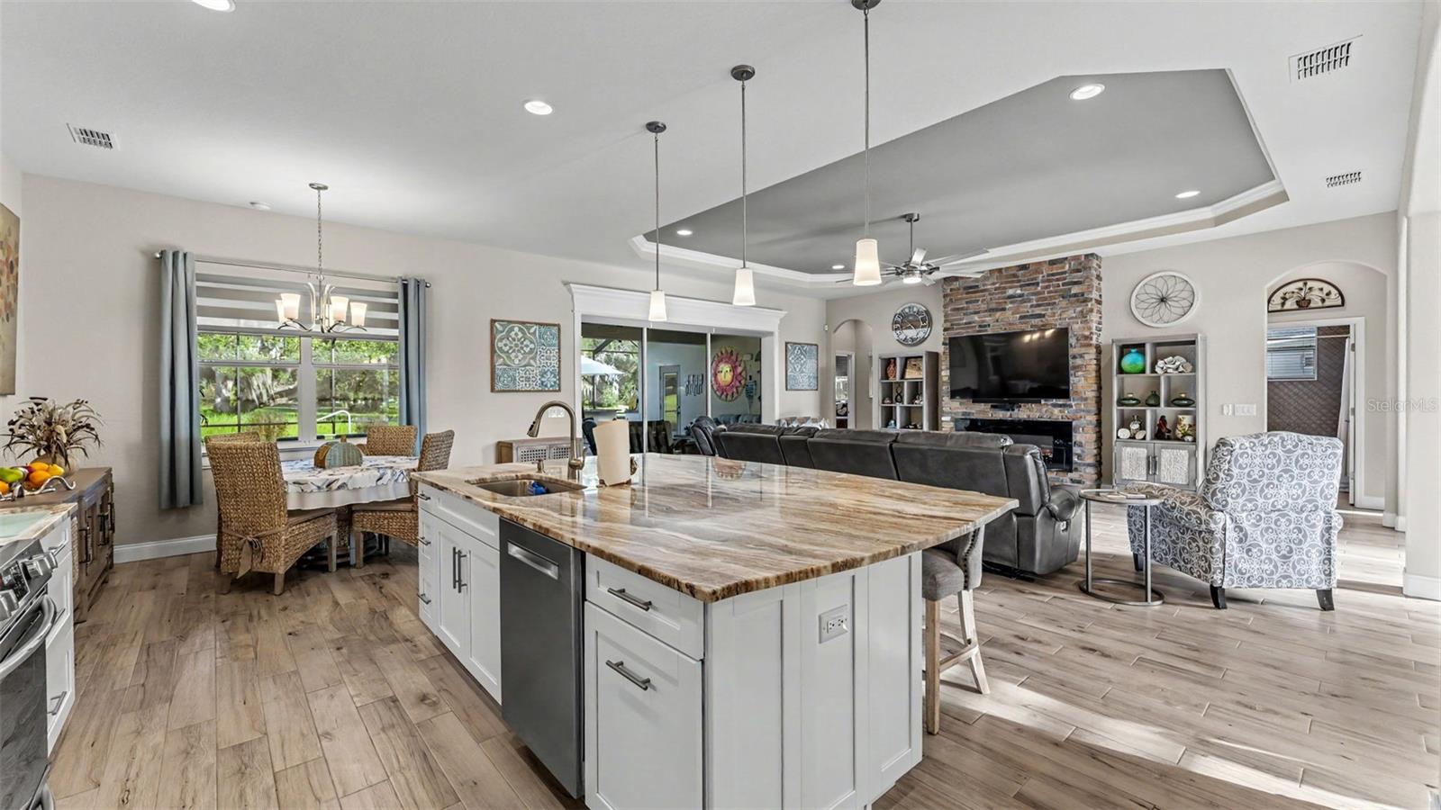 LAKESIDE HERITAGE PH 2 - Residential