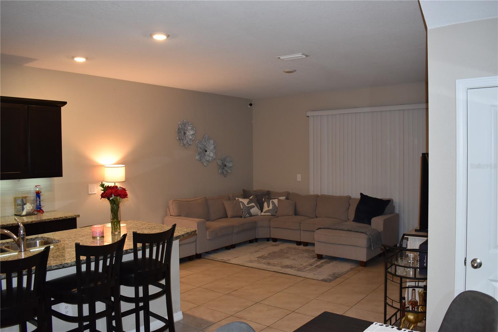 LANDING PH 1 - Residential
