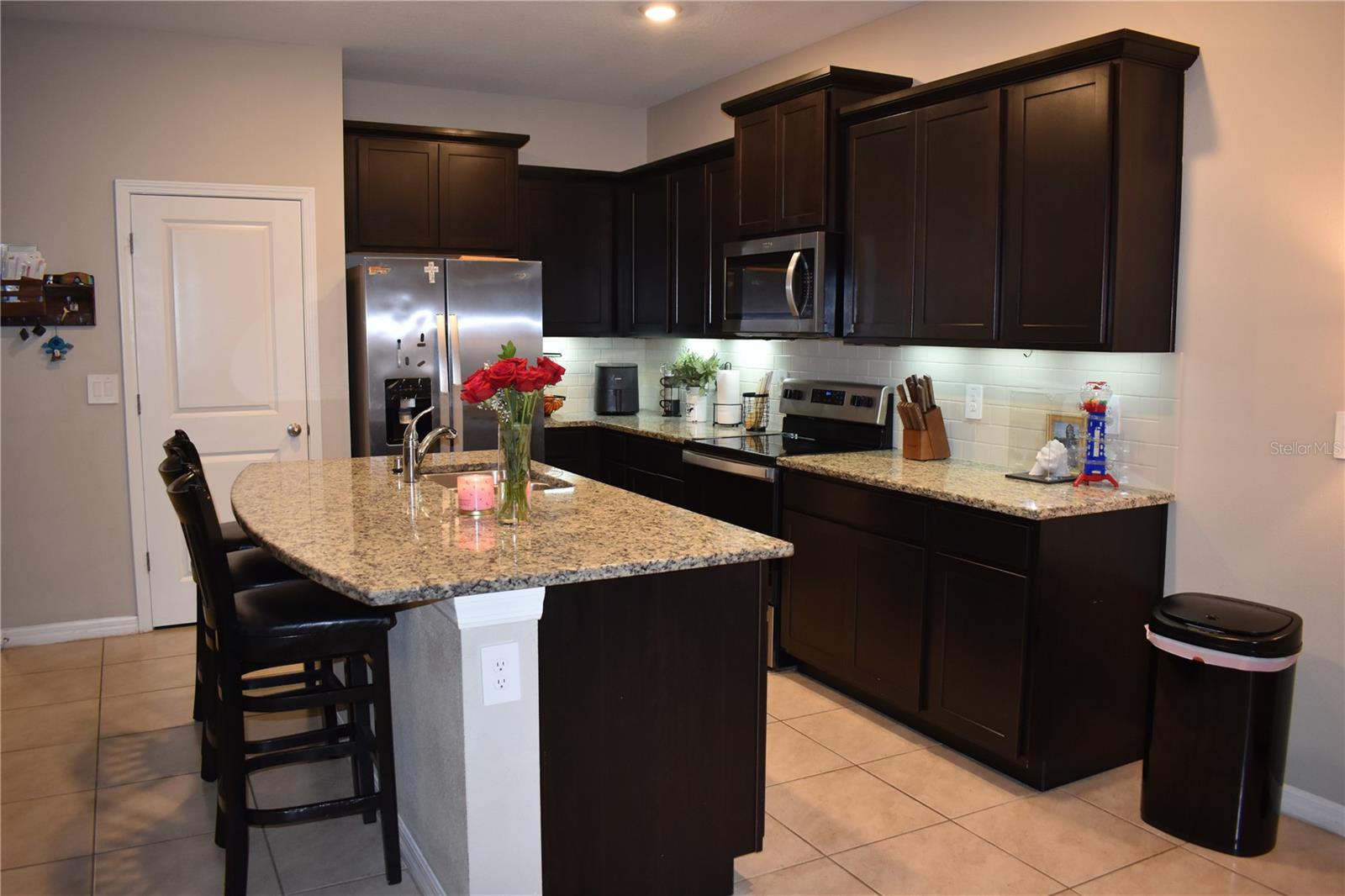 LANDING PH 1 - Residential