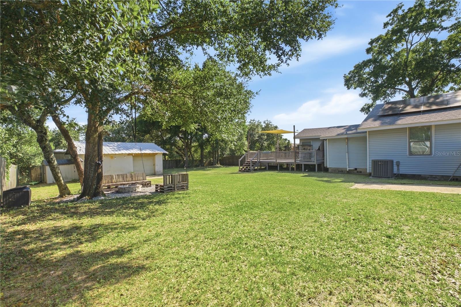 WEST KING TR - Residential