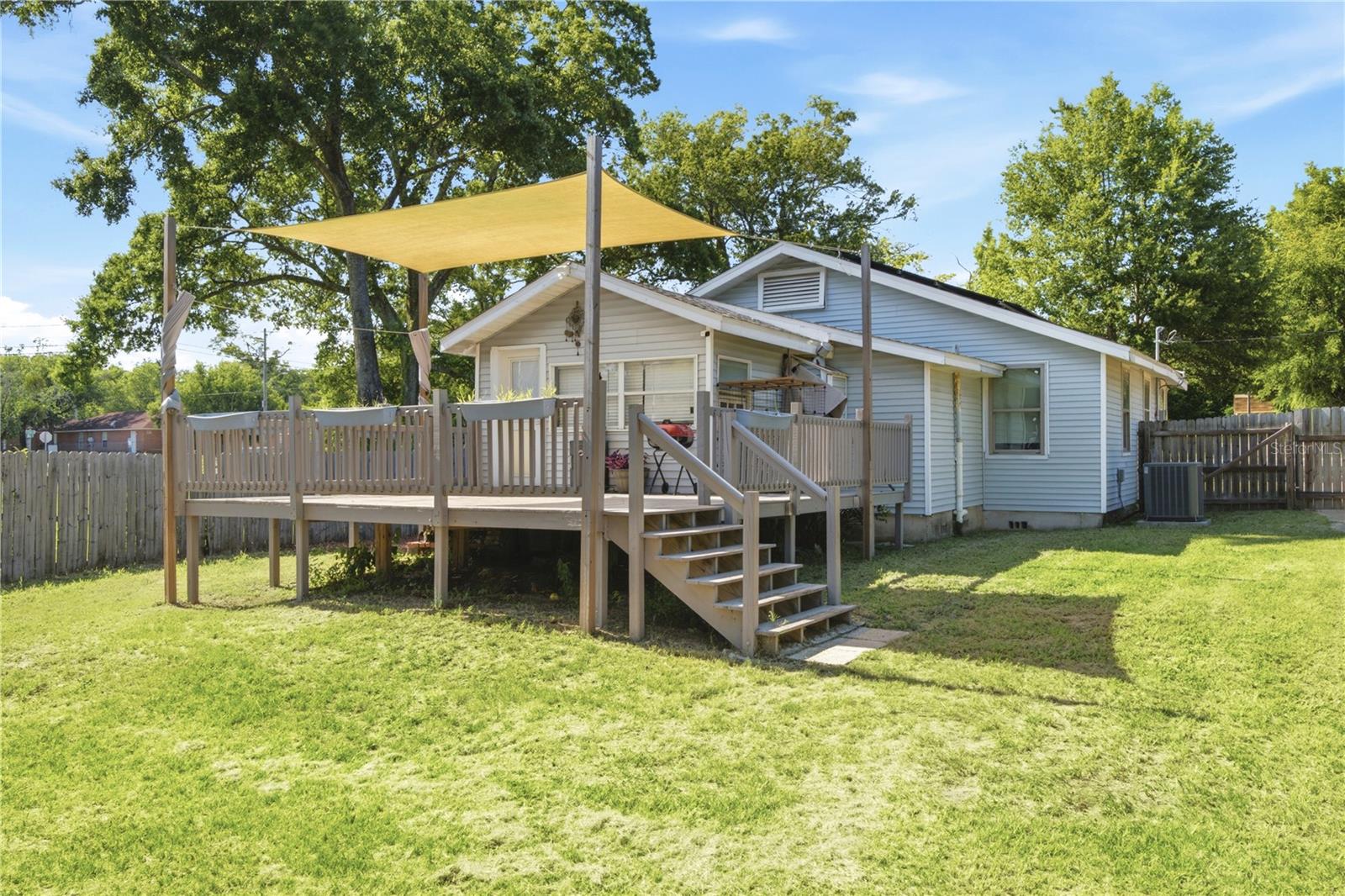 WEST KING TR - Residential