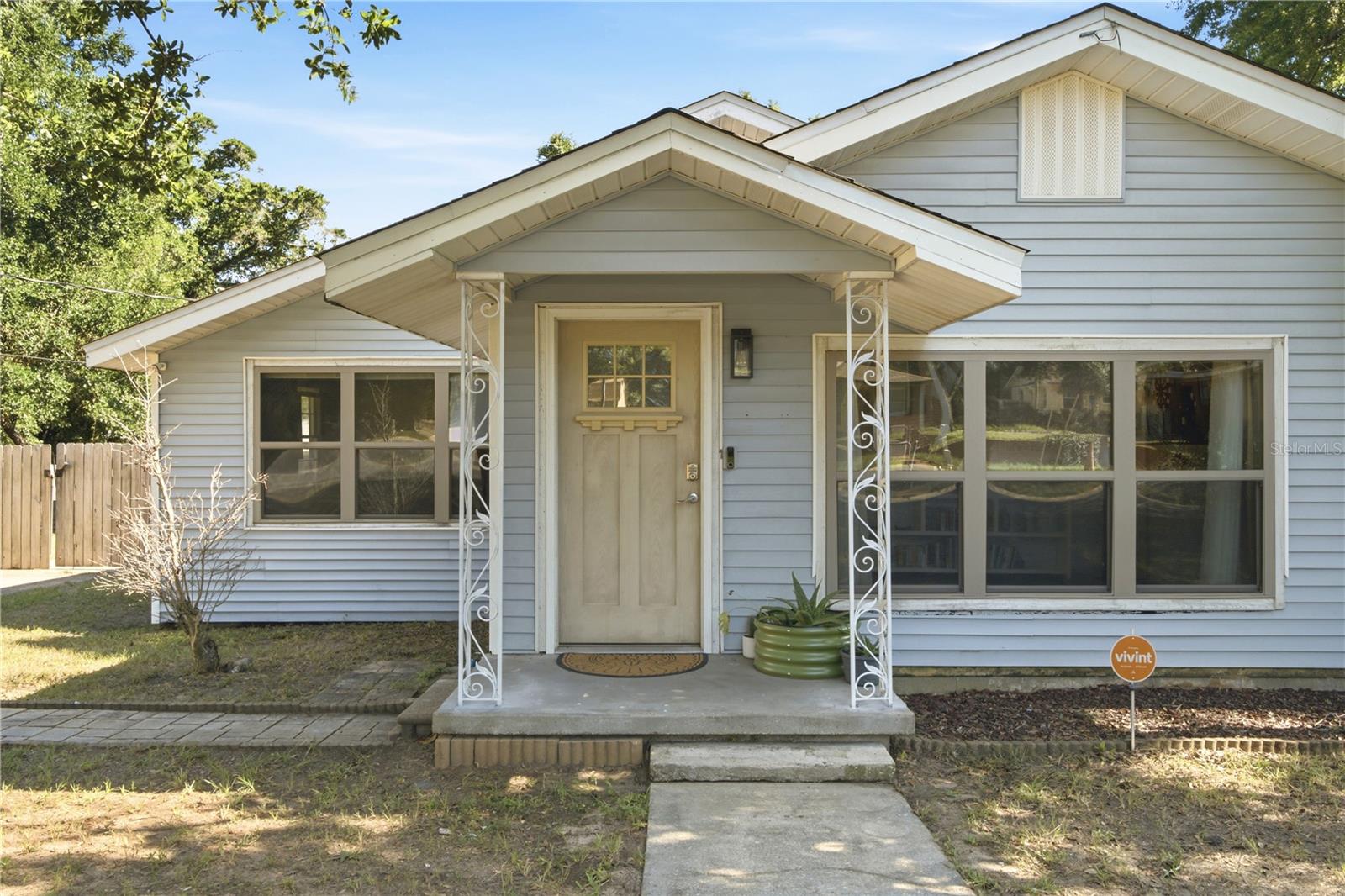 WEST KING TR - Residential