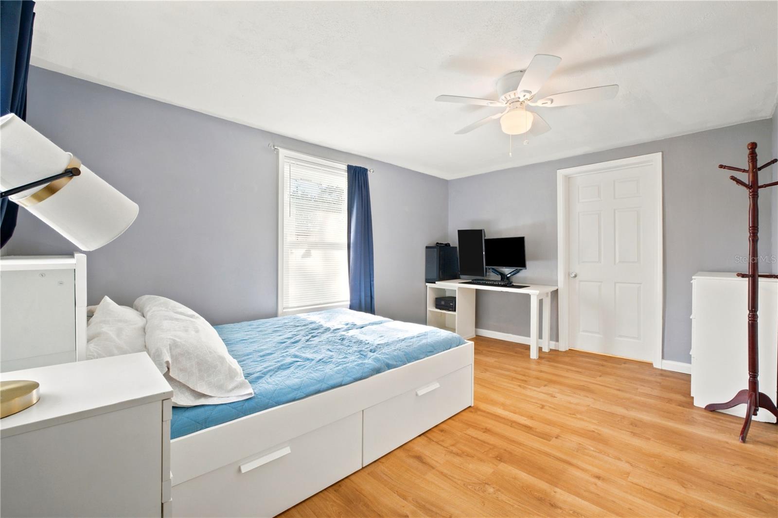 WEST KING TR - Residential