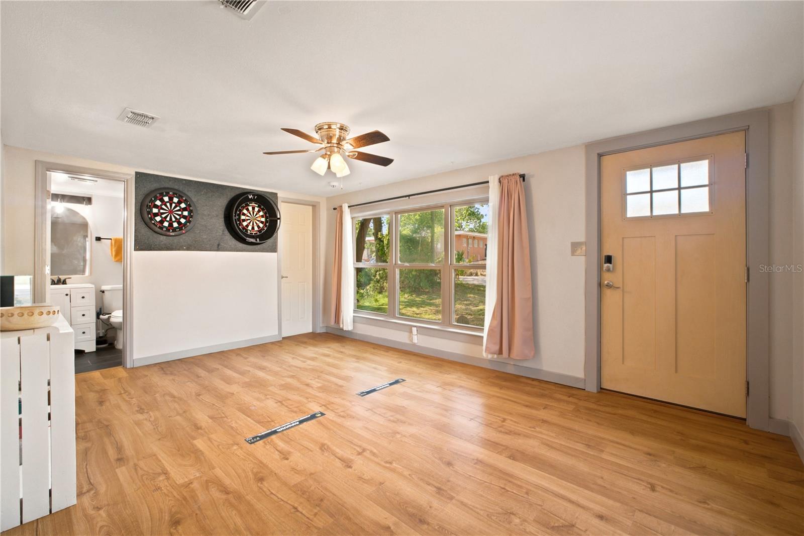 WEST KING TR - Residential