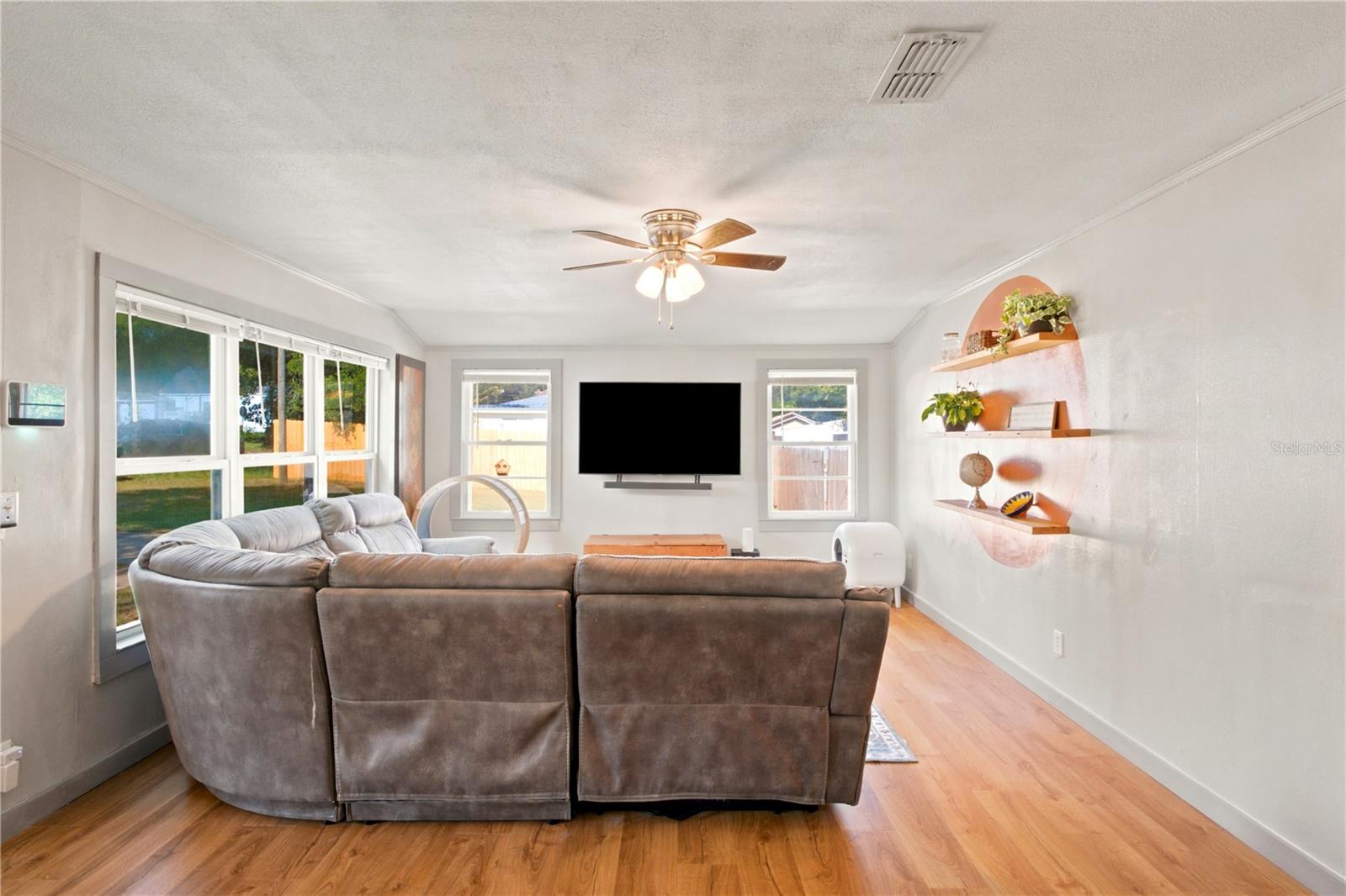WEST KING TR - Residential