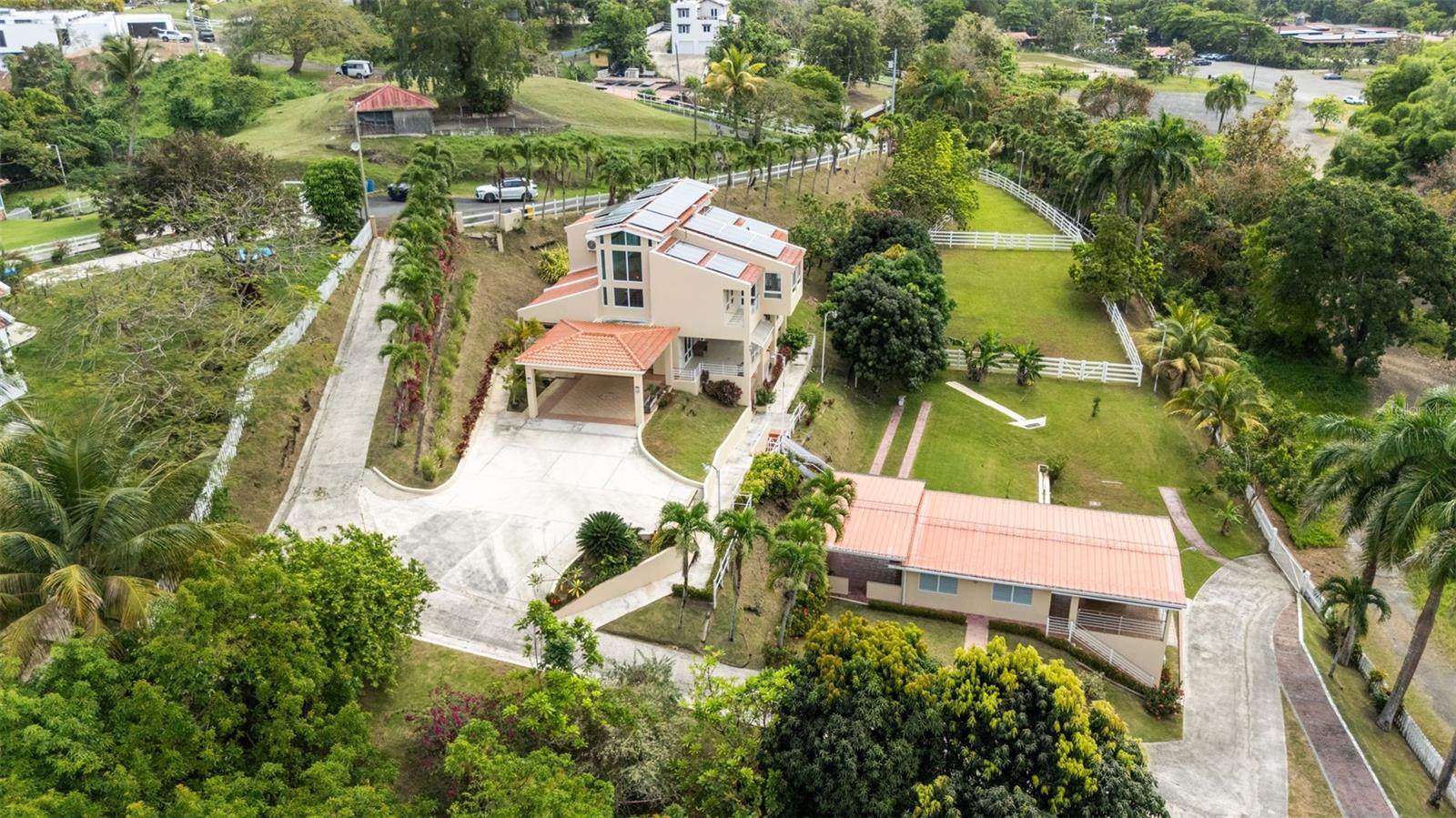 HACIENDA CARABALI - Residential