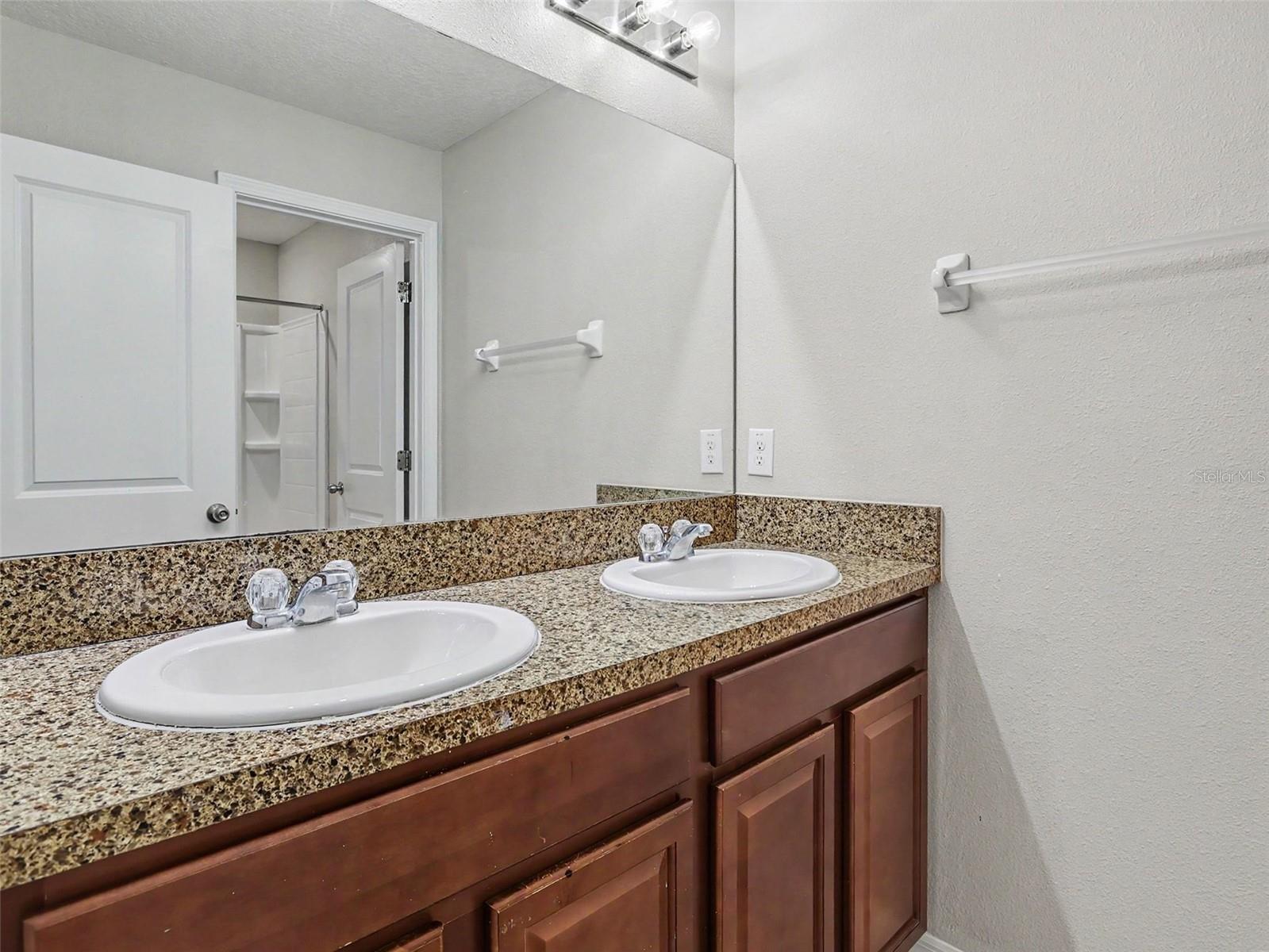 TWIN CREEKS PH 1 & 2 - Residential