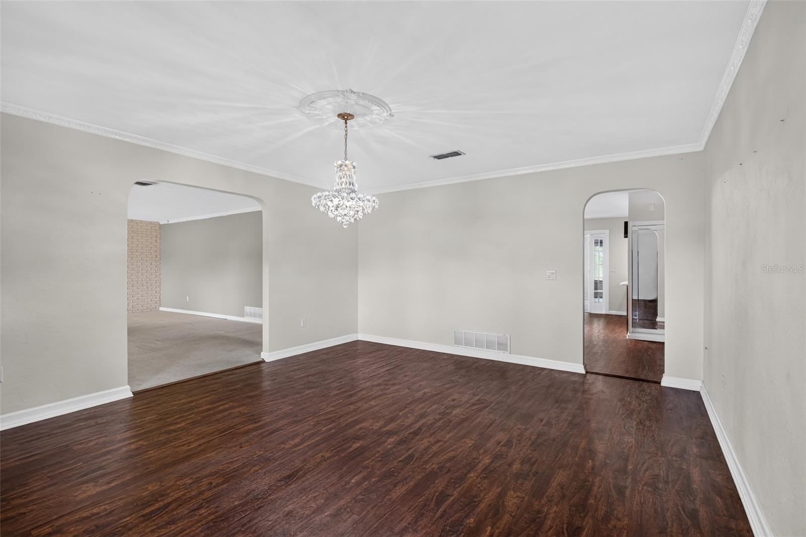 QUIET PLACE IN COUNTRY UNIT 01-04 - Residential
