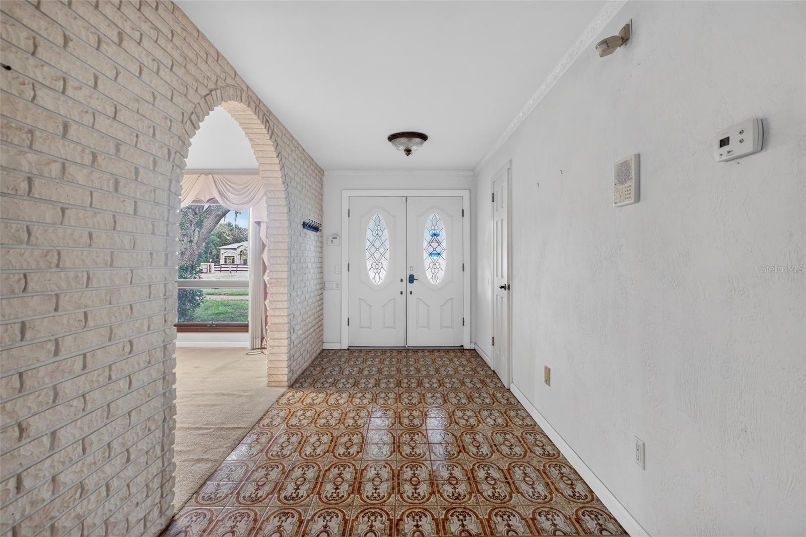 QUIET PLACE IN COUNTRY UNIT 01-04 - Residential