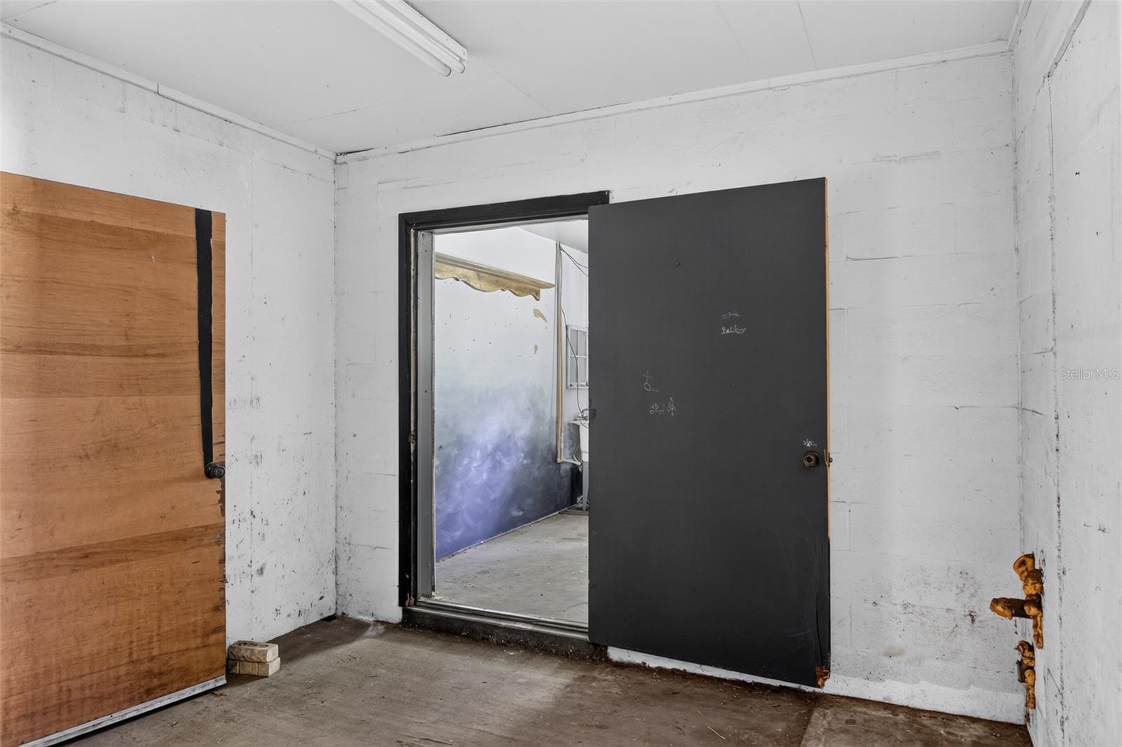 QUIET PLACE IN COUNTRY UNIT 01-04 - Residential