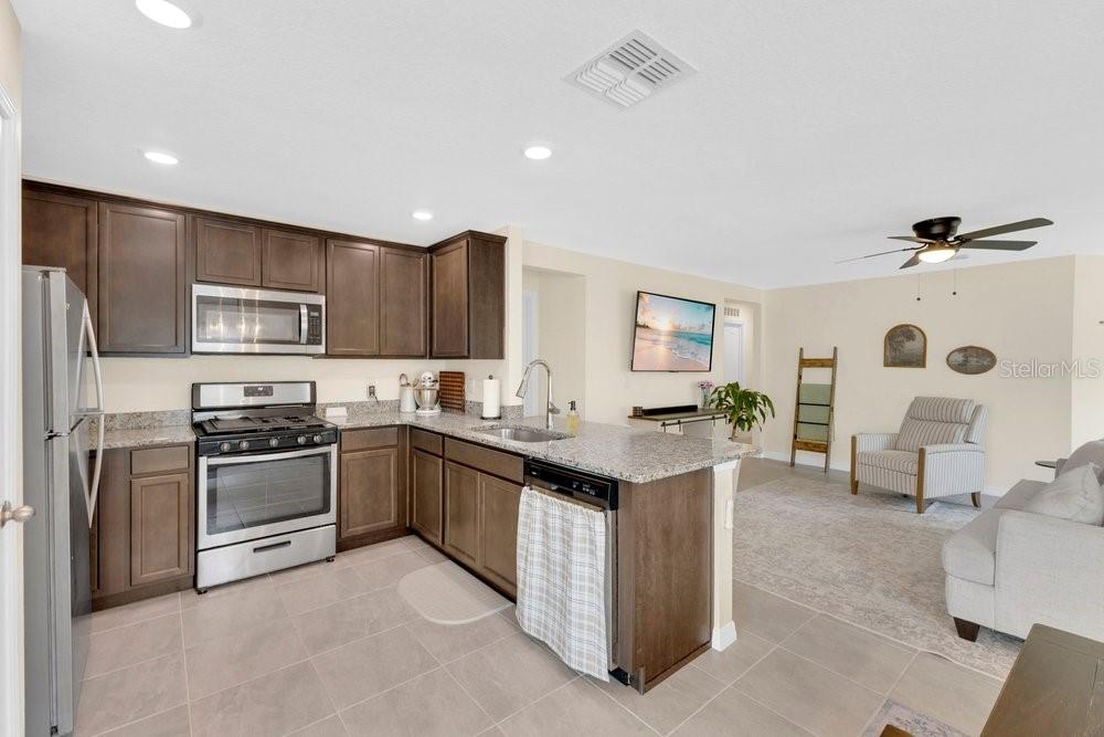 KENSINGTON VIEW - Residential
