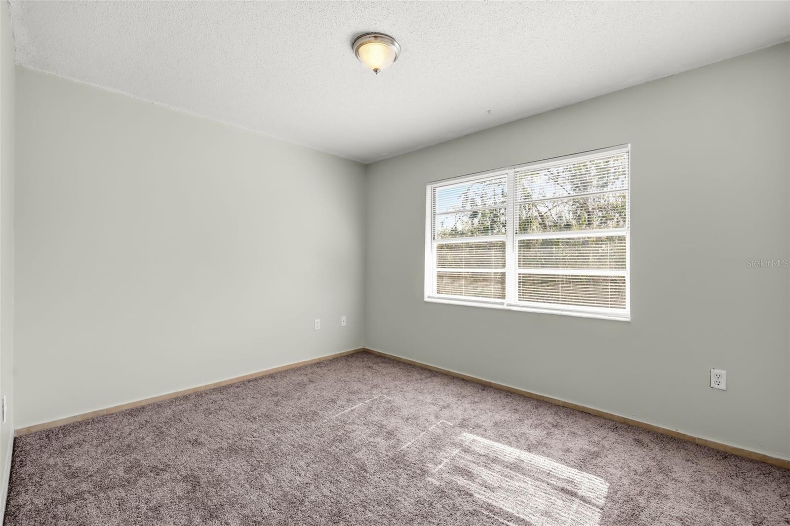 COMMODORE PLACE CONDO - Residential
