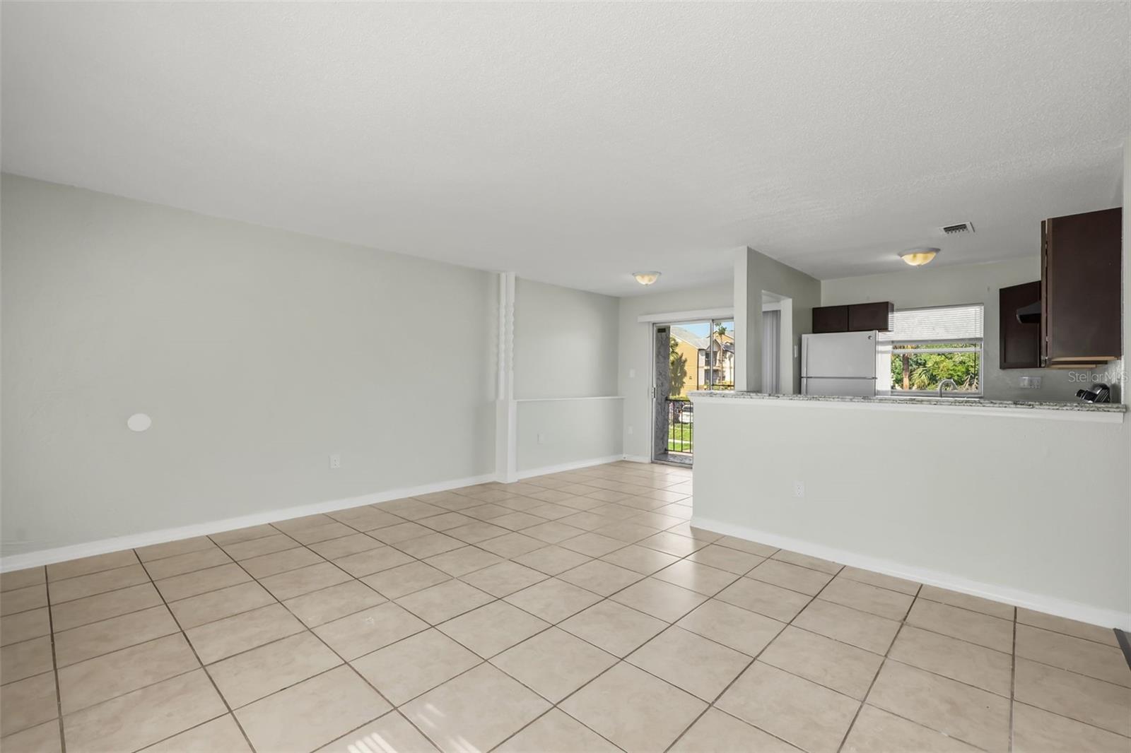 COMMODORE PLACE CONDO - Residential