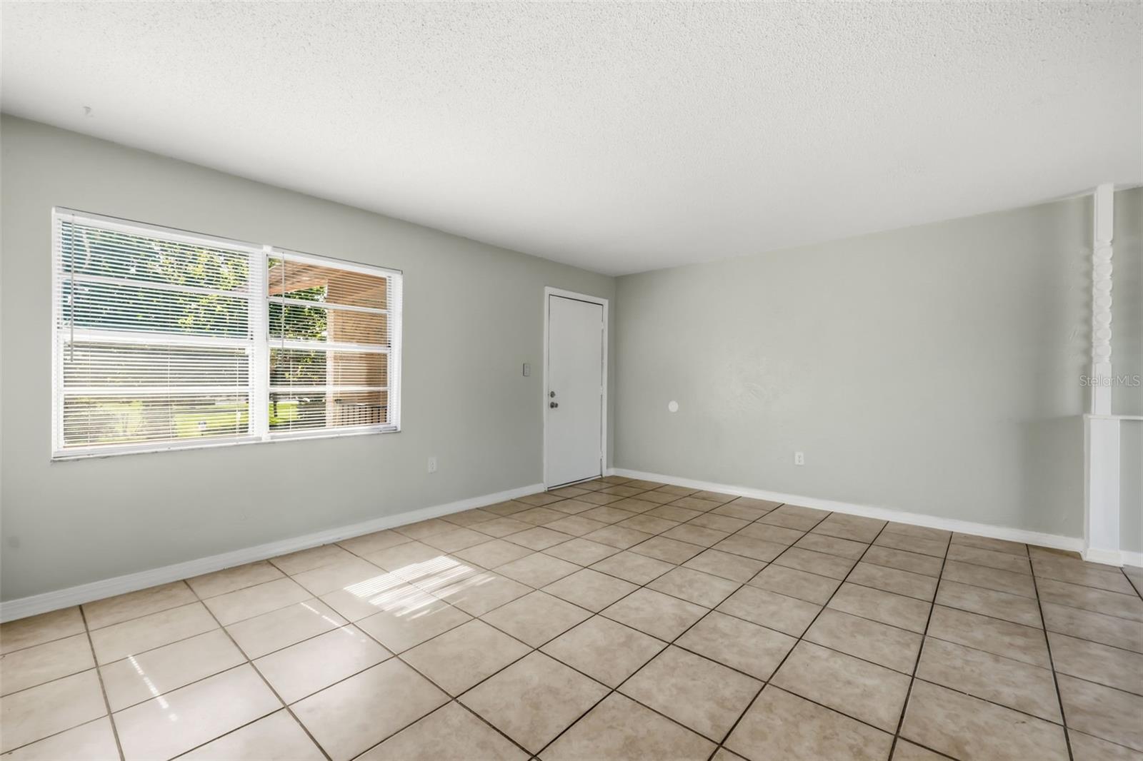 COMMODORE PLACE CONDO - Residential