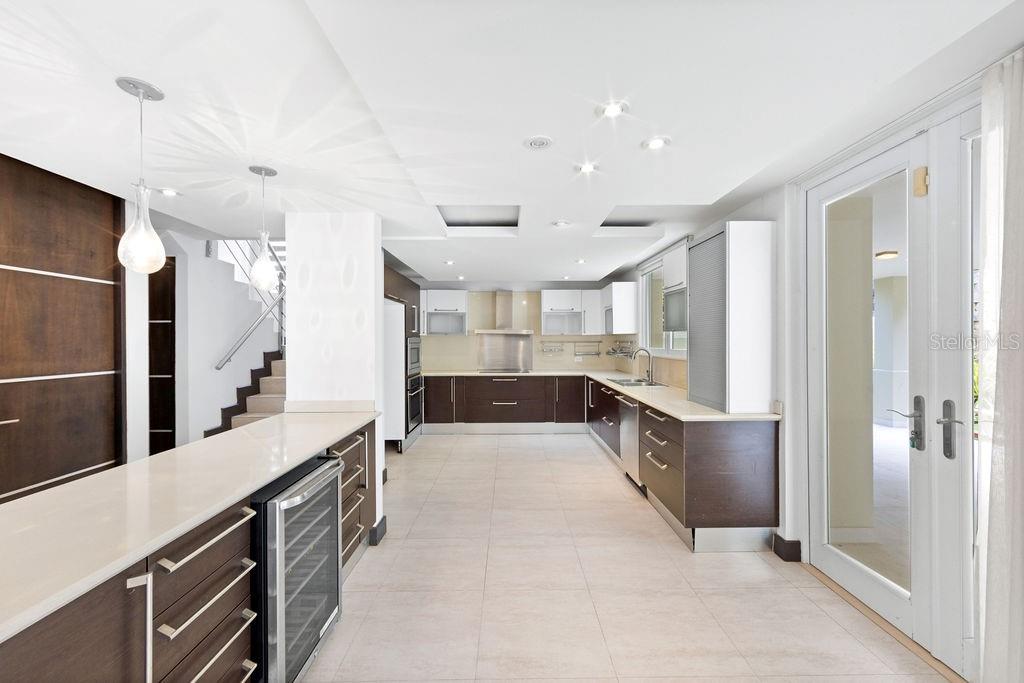 LOA ARBOLES DE MONTEHIEDRA - Residential