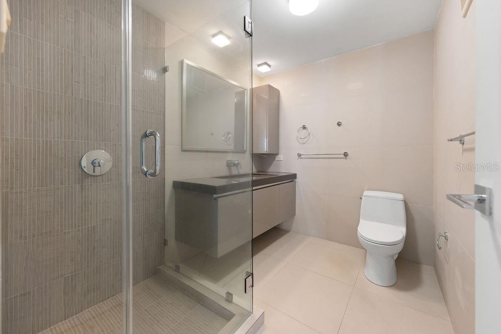 LOA ARBOLES DE MONTEHIEDRA - Residential
