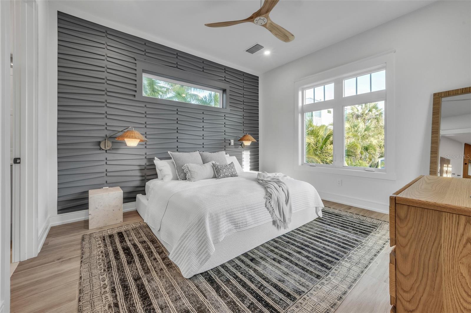 CORTEZ BEACH - Residential