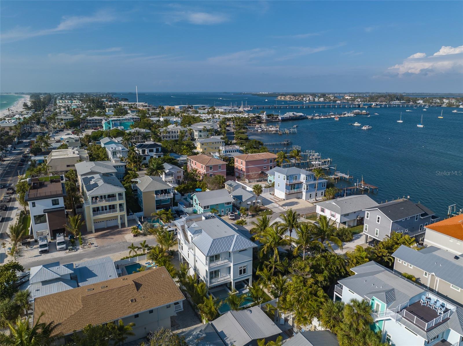CORTEZ BEACH - Residential