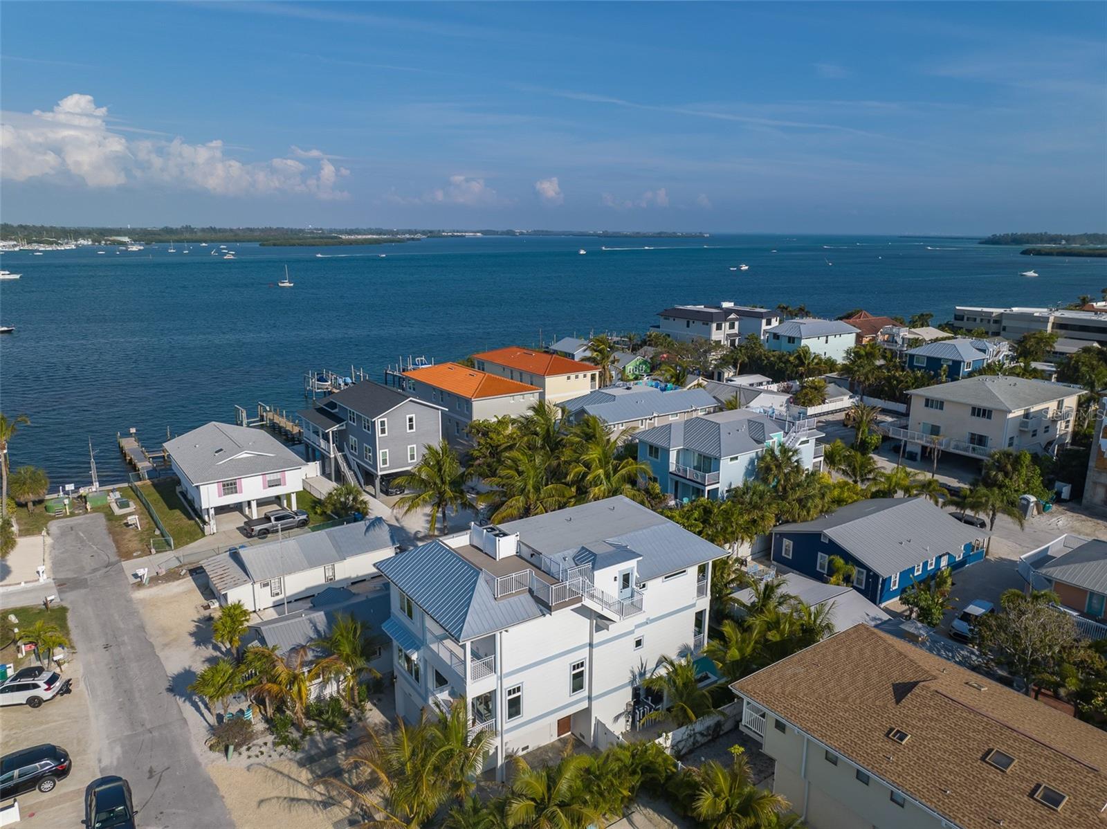 CORTEZ BEACH - Residential