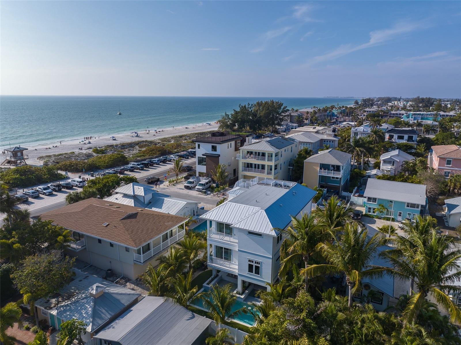 CORTEZ BEACH - Residential