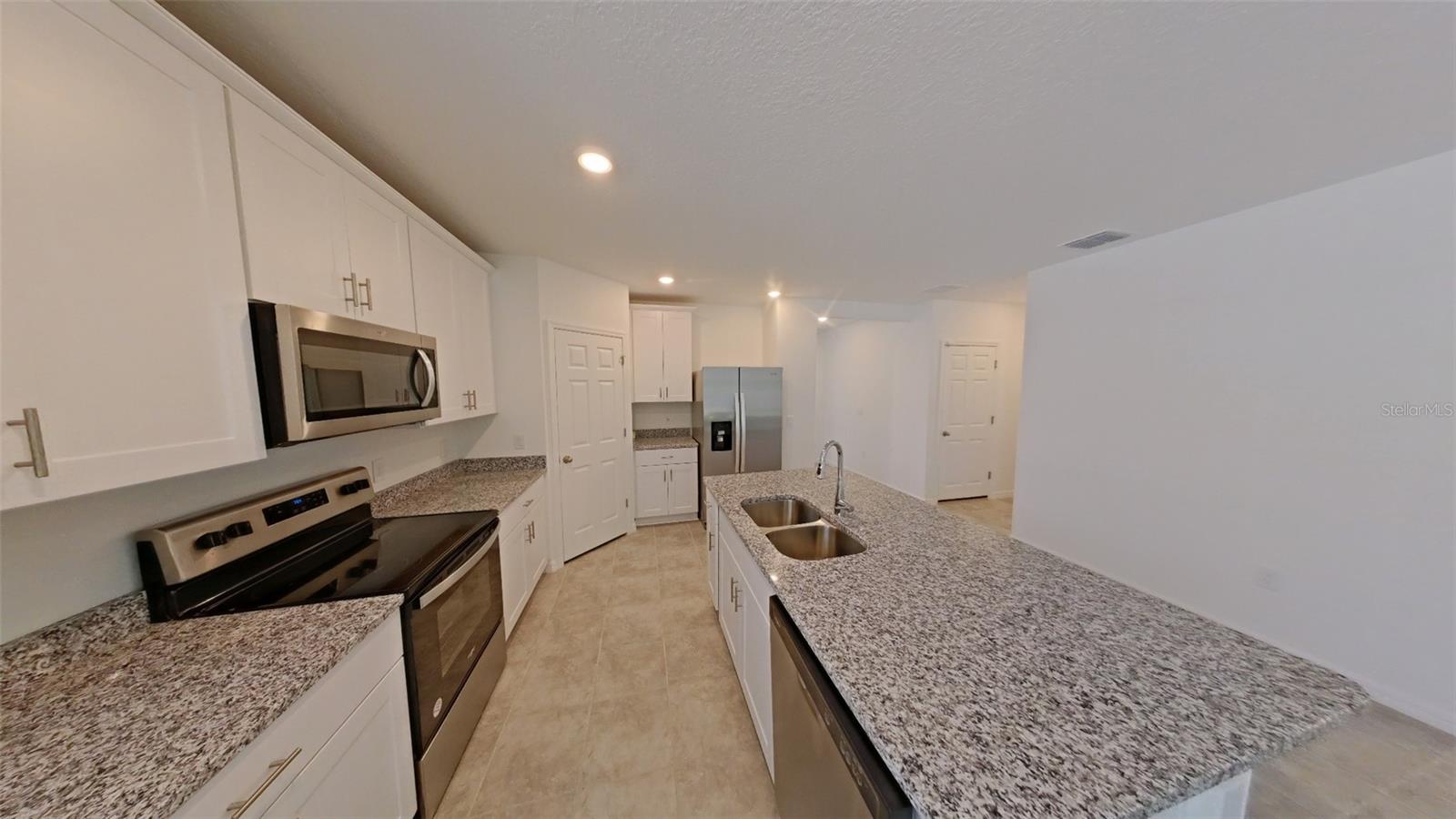 DEER RUN - Residential Lease