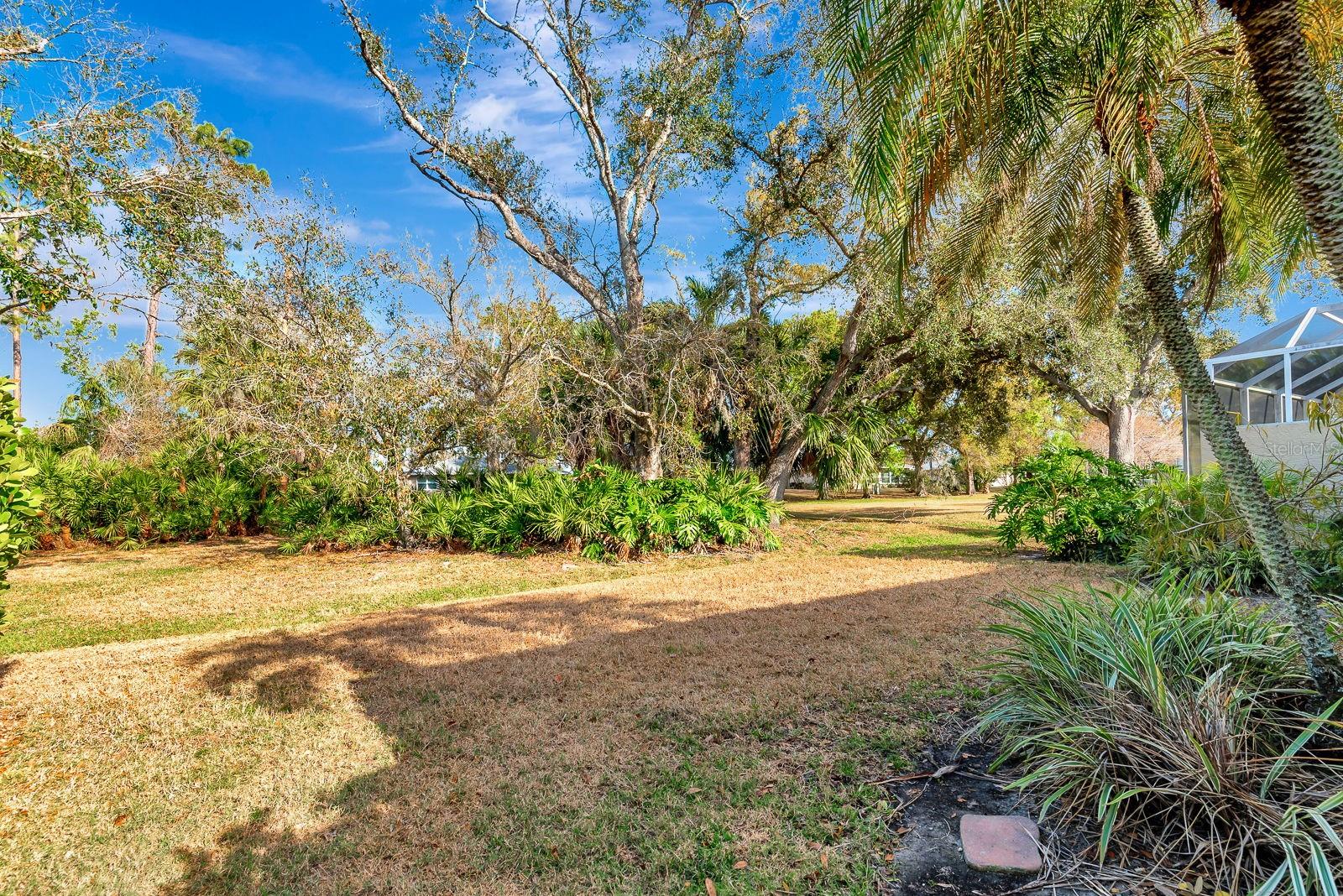 AVALON AT THE VILLAGES OF PALM-AIRE 1 - Residential
