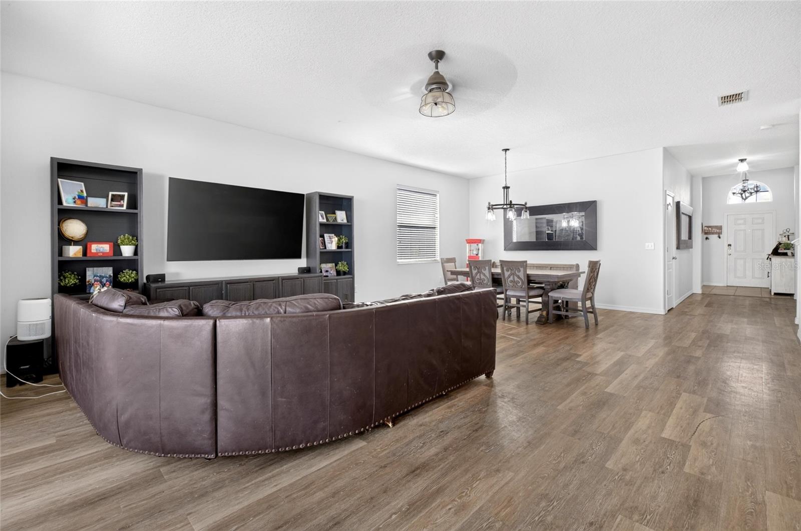 STONEYBROOK HILLS - Residential