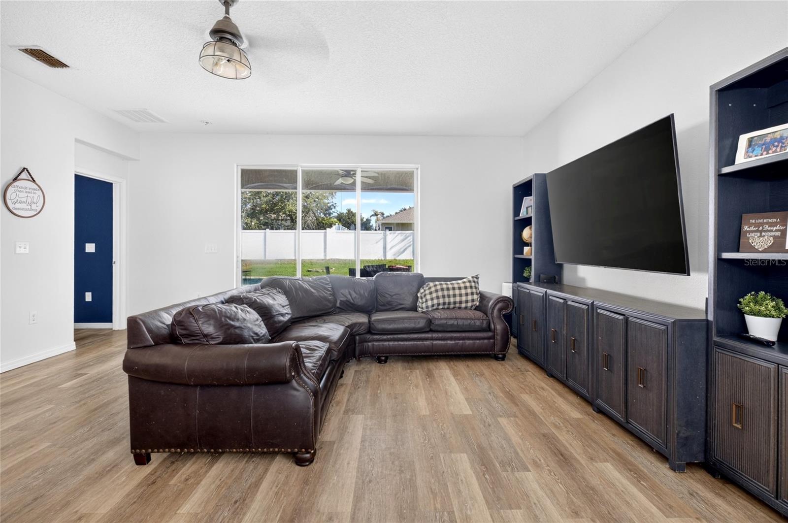 STONEYBROOK HILLS - Residential
