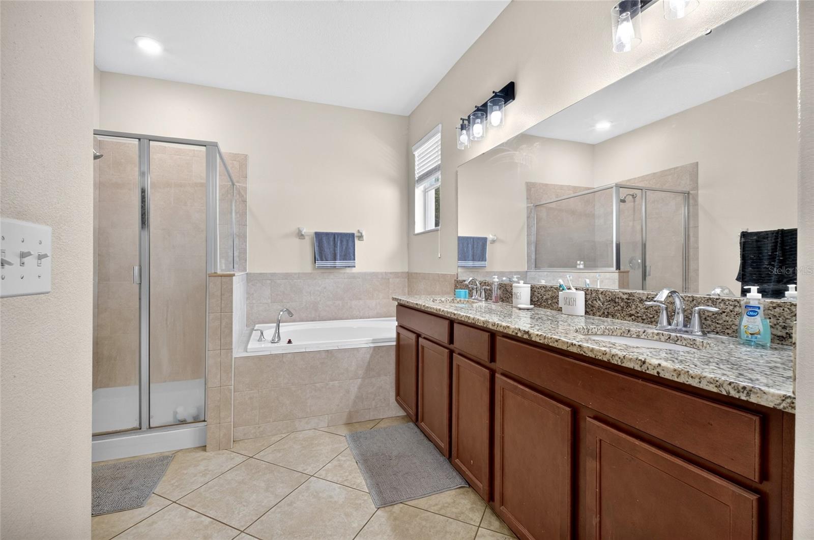STONEYBROOK HILLS - Residential