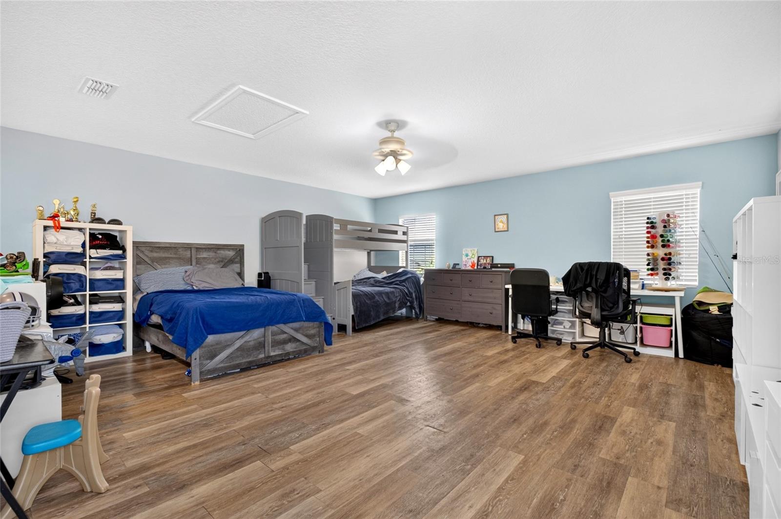 STONEYBROOK HILLS - Residential