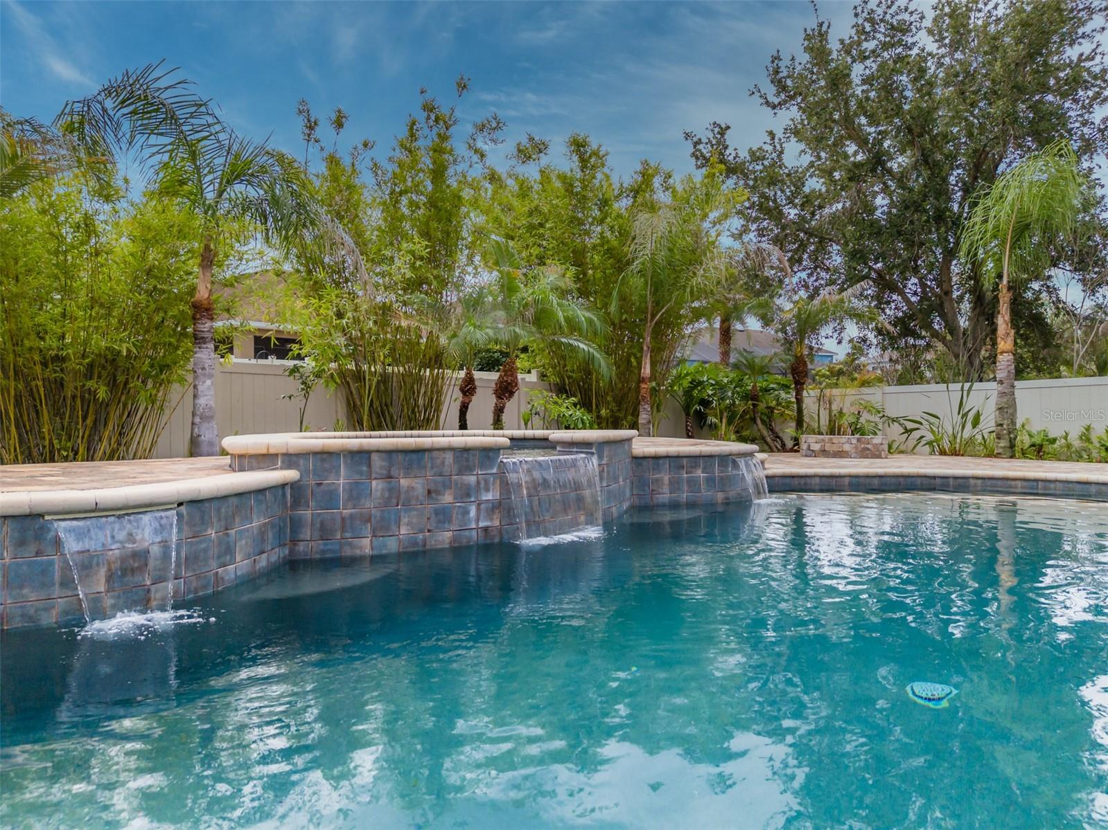 CHANNING PARK - Residential