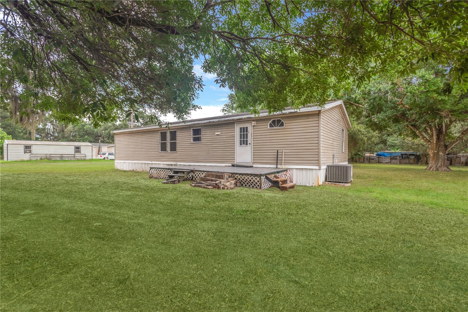 WEST PLANT CITY FARMS UNIT - Residential